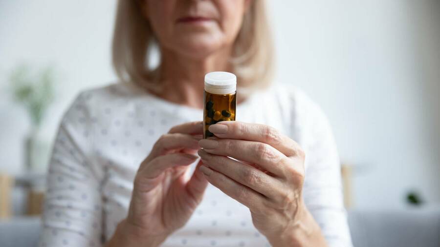 uomini-e-donne-visti-dal-farmaco-due-mondi-molto-diversi-e-ancora-da-perfezionare
